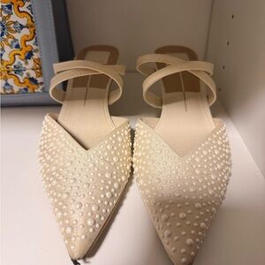Dolce Vita pearl kitten heels size 9